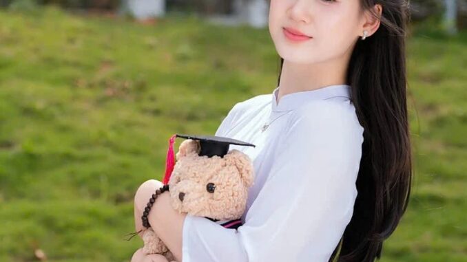 Mẹ Nguyễn Lê Hiền Mai hé lộ cuộc sống của Thủ khoa từ hôm biết điểm thi khiến cả Việt Nam phải s.ố/c Mẹ Nguyễn Lê Hiền Mai hé lộ cuộc sống của Thủ khoa từ hôm biết điểm thi khiến cả Việt Nam phải s.ố/c