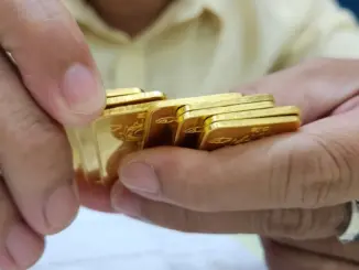 Giá vàng hôm nay 24.7: Đột ngột lao dốc