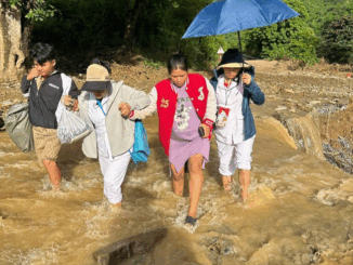 Nghệ An: Y tá đỡ đẻ cho sản phụ giữa đường núi vì sạt lở chia cắt giao thông
