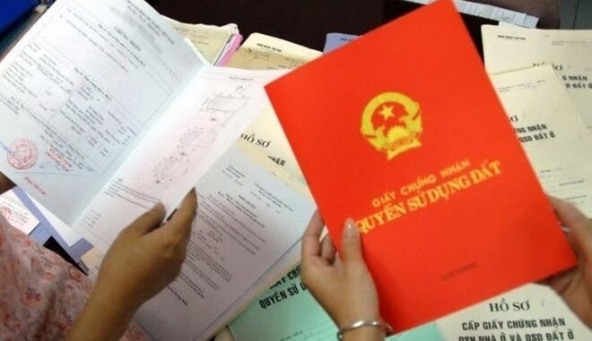 Cách xử lý khi phát hiện diện tích đất thực tế nhỏ hoặc lớn hơn so với Sổ đỏ