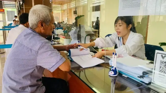 Từ ngày 01/7/2025, chốt cán bộ công chức viên chức nghỉ hưu trước tuổi hưởng 400% tháng tiền lương hiện hưởng theo số năm công tác đóng bảo hiểm xã hội, cụ thể như thế nào? Từ ngày 01/7/2025, chốt cán bộ công chức viên chức nghỉ hưu trước tuổi hưởng 400% tháng tiền lương hiện hưởng theo số năm công tác đóng bảo hiểm xã hội, cụ thể như thế nào?