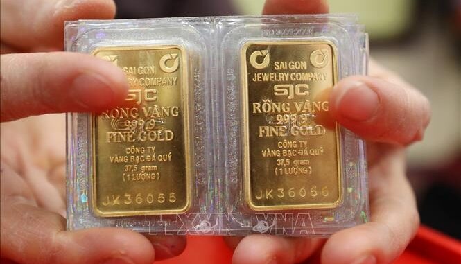 Giá vàng hôm nay, 17-7: Tăng vọt rồi giảm mạnh Giá vàng hôm nay, 17-7: Tăng vọt rồi giảm mạnh