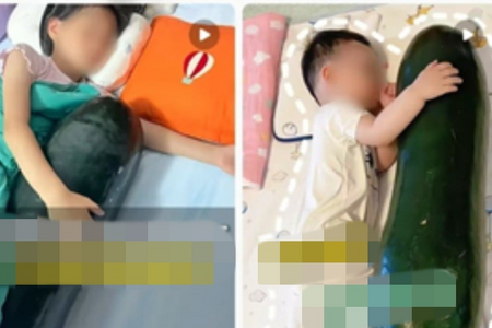 Người Trung Quốc ôm bí đao đi ngủ để giải nhiệt Người Trung Quốc ôm bí đao đi ngủ để giải nhiệt