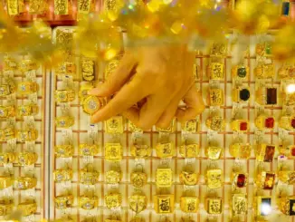 Giá vàng hôm nay, 18-7: Đảo chiều tăng vọt