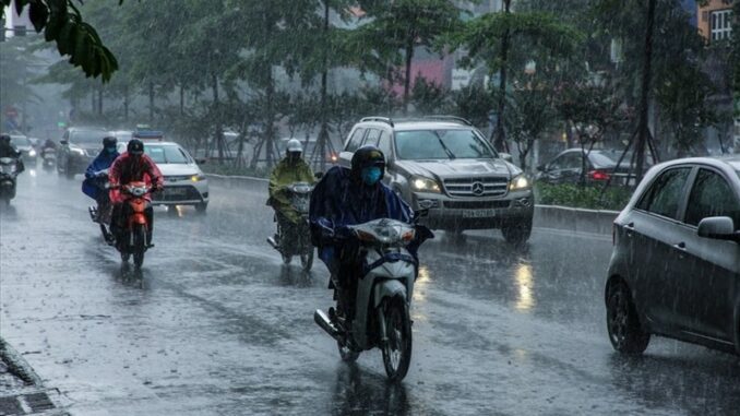 Dự báo cơn bão số 3 sẽ cực kì nguy hiểm, toàn thể miền Bắc lên dây cót Dự báo cơn bão số 3 sẽ cực kì nguy hiểm, toàn thể miền Bắc lên dây cót