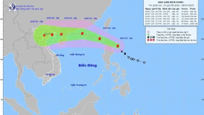 Tin bão WIPHA mới nhất: Giật cấp 11, di chuyển nhanh, dự báo ảnh hưởng trực tiếp đất liền nước ta