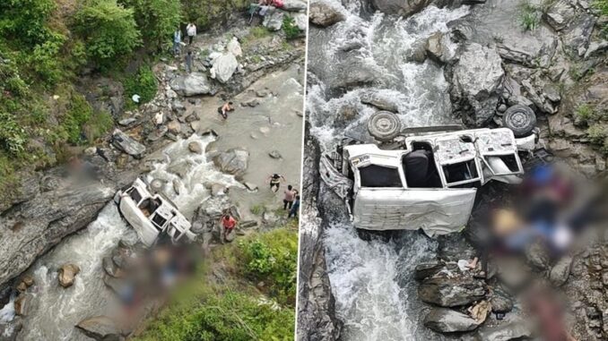 Xe jeep bất ngờ mất lái lao xuống hẻm núi sâu, 8 người tử vong thương tâm tại Ấn Độ