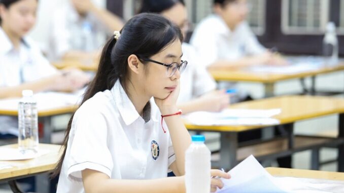 CHÍNH THỨC: Từ 15h ngày 15/7, Bộ GD&ĐT thay đổi cách tính điểm xét tốt nghiệp THPT 2025 CHÍNH THỨC: Từ 15h ngày 15/7, Bộ GD&ĐT thay đổi cách tính điểm xét tốt nghiệp THPT 2025