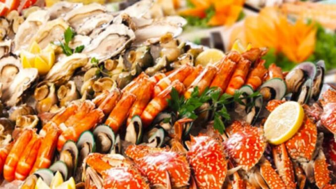 Hải sản ngon miệng nhưng cực độc: Bác sĩ cảnh báo 4 sai lầm dễ khiến bạn nhập viện Hải sản ngon miệng nhưng cực độc: Bác sĩ cảnh báo 4 sai lầm dễ khiến bạn nhập viện