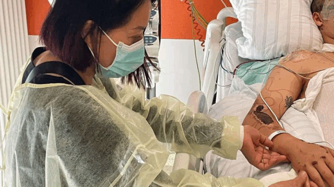 Vụ TikToker Bốp bị tai nạn tại Đức: Số tiền kêu gọi quyên góp trên GoFundMe chạm 2 tỷ sau 2 ngày Vụ TikToker Bốp bị tai nạn tại Đức: Số tiền kêu gọi quyên góp trên GoFundMe chạm 2 tỷ sau 2 ngày