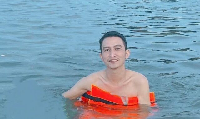 Phép màu đã không xảy ra: Tìm thấy t;/hit;/he người bố đưa con đi biển m;;/ất t;;/ích ở Hòn Gai tại vị trí không ai ngờ, con trai kh;;óc ngh;;ẹn khi thấy bố đã… Phép màu đã không xảy ra: Tìm thấy t;/hit;/he người bố đưa con đi biển m;;/ất t;;/ích ở Hòn Gai tại vị trí không ai ngờ, con trai kh;;óc ngh;;ẹn khi thấy bố đã…
