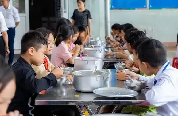 Từ nay, trẻ em, học sinh sẽ bắt đầu được hưởng chính sách ưu đãi, hỗ trợ số tiền lên tới 936.000 đồng/tháng