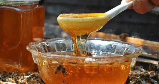 Uống mật ong đều dễ thọ tới 99 tuổi, nhưng đừng pha theo 5 cách này kẻo mất sạch dinh dưỡng, sinh đ:ộc tố