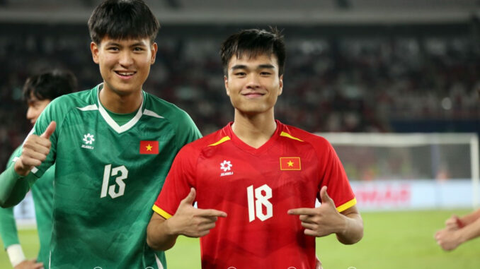 “Người hùng” 2006 Nguyễn Công Phương lập chiến công giúp U23 Việt Nam vô địch “Người hùng” 2006 Nguyễn Công Phương lập chiến công giúp U23 Việt Nam vô địch