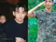 V (BTS) hớ hênh lộ “phần nhạy cảm” trên sóng livestream