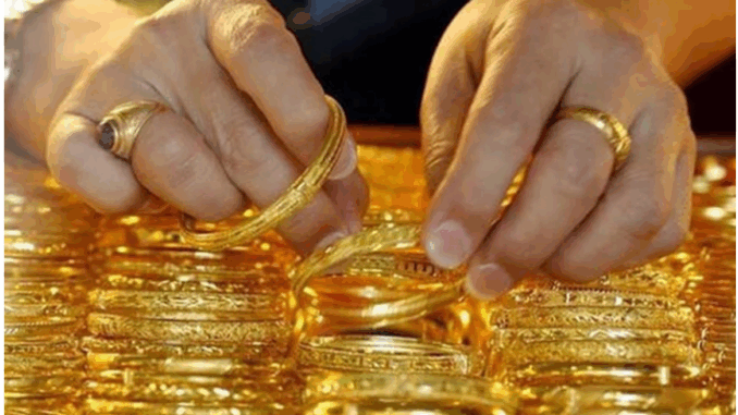 Chiều 14/7: Giá vàng thế giới vọt tăng, vàng nhẫn, vàng SJC trong nước neo cao Chiều 14/7: Giá vàng thế giới vọt tăng, vàng nhẫn, vàng SJC trong nước neo cao