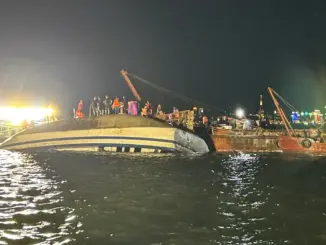 Gió giật 100 km/h, siêu dông lật tàu trên vịnh Hạ Long mạnh đến mức nào?