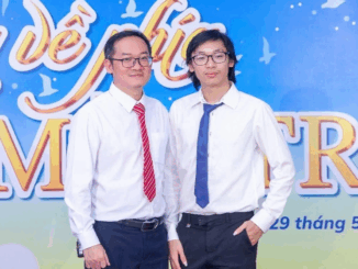 Nam sinh dắt em gái theo, gửi nhờ tình nguyện viên trông rồi vào thi - nay đỗ trường THPT top đầu Hà Nội
