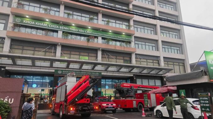 Sự việc xảy ra ngay tại Bệnh viện Bạch Mai, mới 15t mà lại làm như thế được Sự việc xảy ra ngay tại Bệnh viện Bạch Mai, mới 15t mà lại làm như thế được