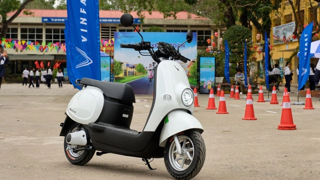 Hà Nội đề xuất hỗ trợ đổi xe điện: Người dân có thể nhận đến 5 triệu đồng/xe