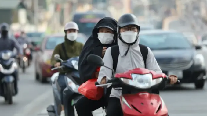 Miền Bắc Bước Vào Đỉnh Điểm Đợt Nắng Nóng, Nhiệt Độ Lên Tới 39 Độ C Miền Bắc Bước Vào Đỉnh Điểm Đợt Nắng Nóng, Nhiệt Độ Lên Tới 39 Độ C