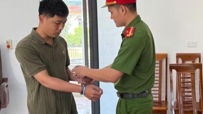 Nam thanh niên ᴍ:ᴀ̂́-т ᴍ:ᴀ̣:п-ɡ vì gh:ẹo vợ người khác