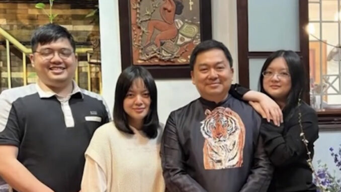 Người vợ bí ẩn khiến ông Hoàng Nam Tiến xin bố cưới khi vẫn là sinh viên năm 3, lý do ông giấu kín vợ con