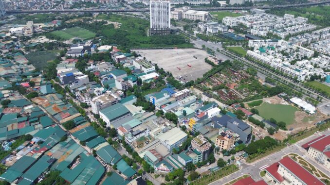 Sau chỉ đạo của Chủ tịch Hà Nội, phường Thanh Liệt vẫn để “công trình vi phạm” thi công tấp nập