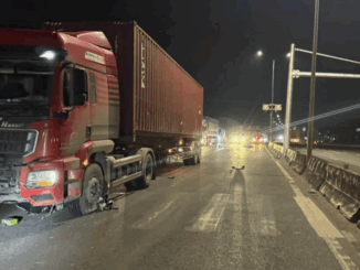 Xe container và xe máy va chạm trên QL51 lúc rạng sáng, một thanh niên tử vong tại chỗ