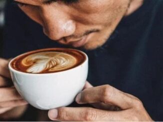 Có 3 loại nước là 'vua rút cạn canxi, uống càng nhiều xương càng giòn, dễ gãy nhưng nhiều người Việt dùng hàng ngày