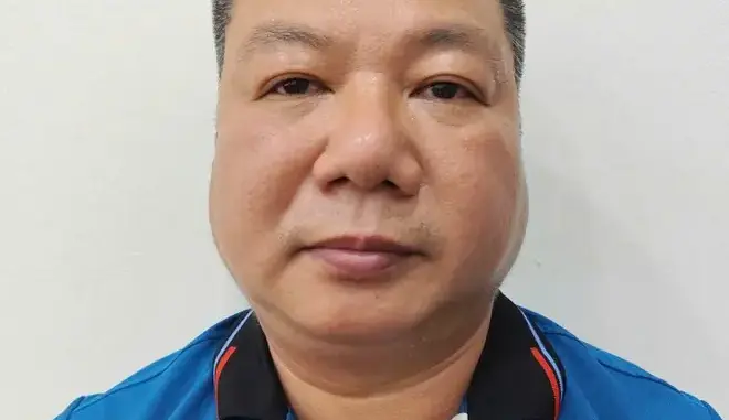 Tạm giữ hình sự tài xế rút chìa khóa xe khách trên đường Vành đai 3 Tạm giữ hình sự tài xế rút chìa khóa xe khách trên đường Vành đai 3