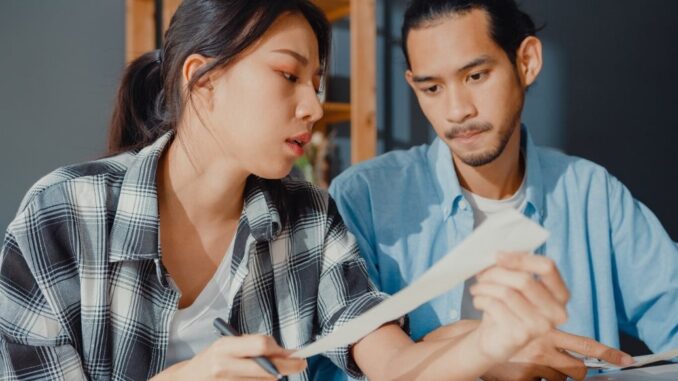 Lương chồng 30 triệu/tháng nhưng 7 năm nay không đưa cho vợ đồng nào, còn thách thức một câu khiến tôi ‘đứng hình’ Lương chồng 30 triệu/tháng nhưng 7 năm nay không đưa cho vợ đồng nào, còn thách thức một câu khiến tôi ‘đứng hình’