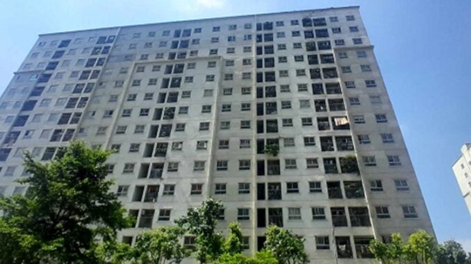 Người dân phản ánh đến xác nhận thu nhập mua nhà ở xã hội nhưng UBND xã không ký Người dân phản ánh đến xác nhận thu nhập mua nhà ở xã hội nhưng UBND xã không ký
