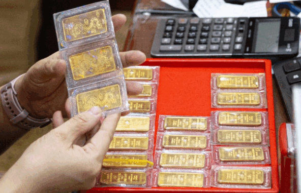 Giá vàng sáng hôm nay 5/8: Đảo chiều tăng mạnh