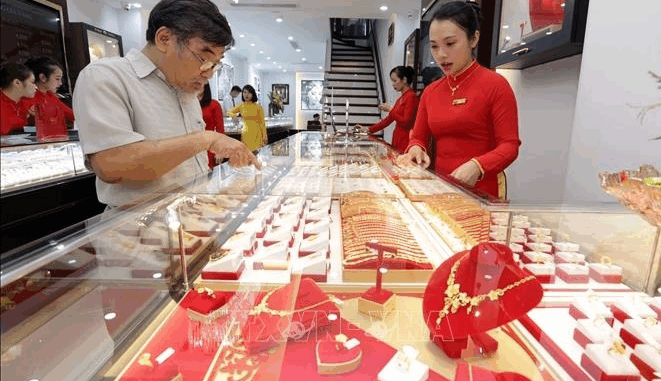 Giá vàng chiều nay (7-8):